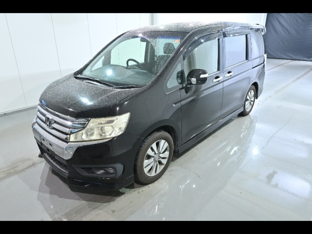 HONDA STEP WAGON 2012
