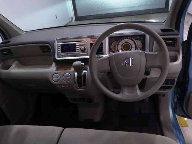 HONDA LIFE 2011