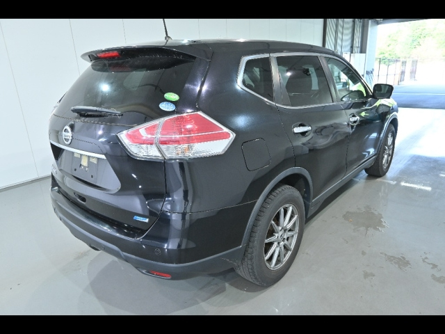 NISSAN X-TRAIL 2014