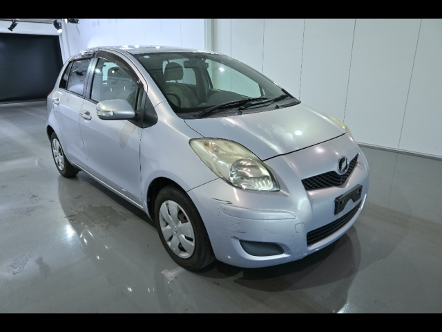 TOYOTA VITZ 2008