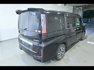 HONDA STEP WAGON 2015