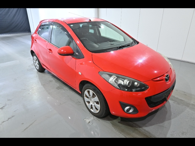 MAZDA DEMIO 2012