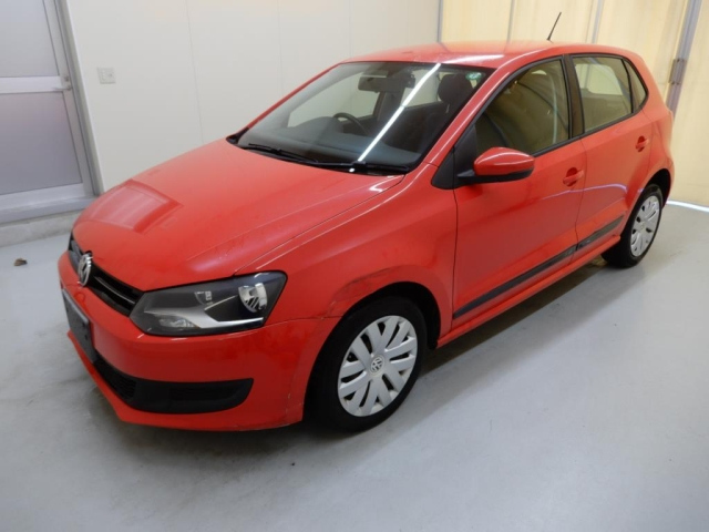 VOLKSWAGEN POLO 2013