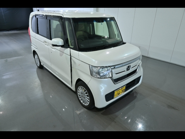 HONDA N BOX 2017