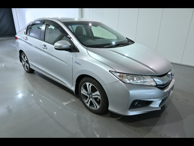 HONDA GRACE 2016