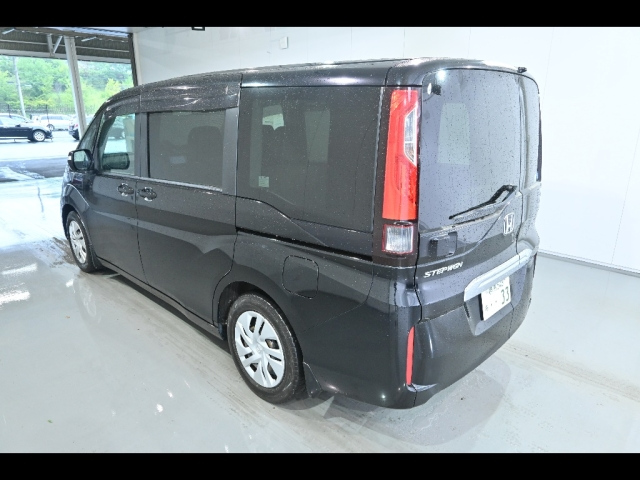 HONDA STEP WAGON 2015