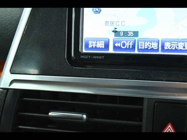 TOYOTA SIENTA 2017