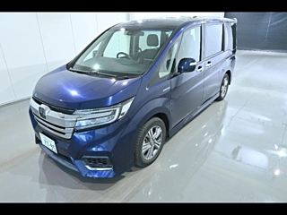 HONDA STEP WAGON 2017