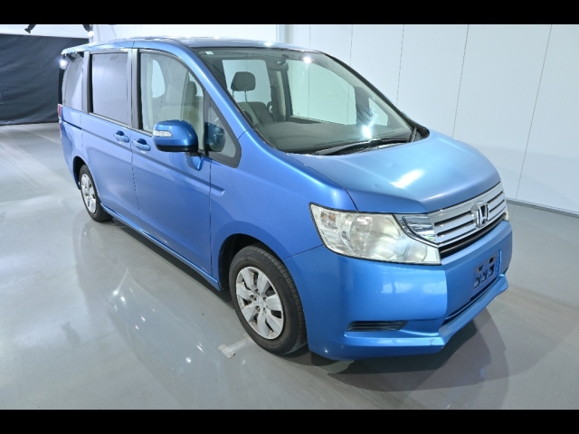 HONDA STEP WAGON 2010
