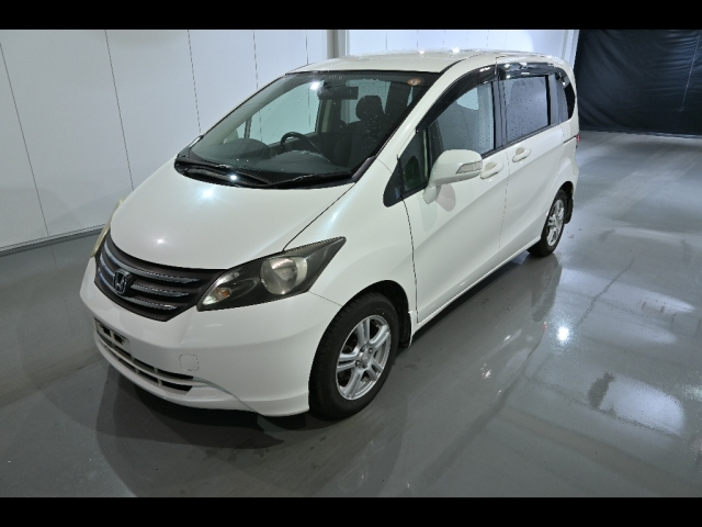 HONDA FREED 2009