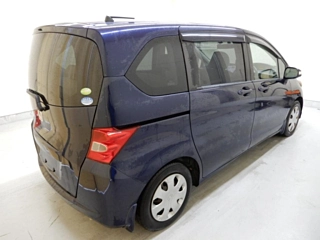 HONDA FREED 2010