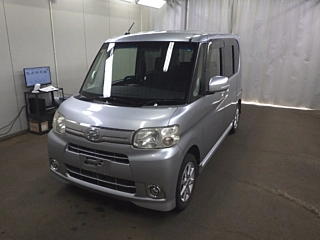 DAIHATSU TANTO 2012
