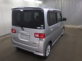DAIHATSU TANTO 2012