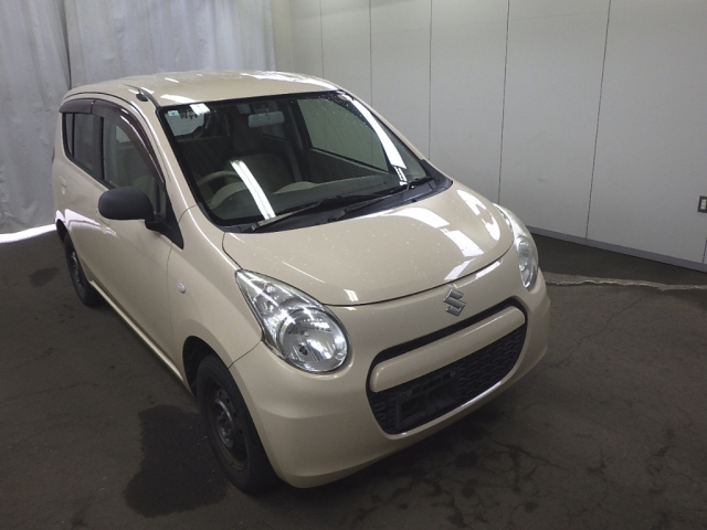 SUZUKI ALTO 2013