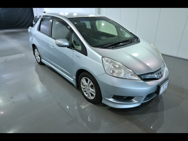 HONDA FIT SHUTTLE 2013