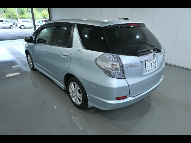 HONDA FIT SHUTTLE 2013