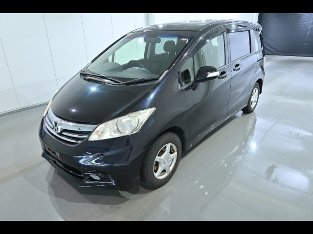 HONDA FREED 2012