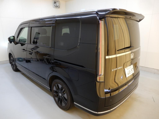 HONDA STEP WAGON 2022