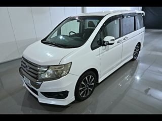 HONDA STEP WAGON 2013
