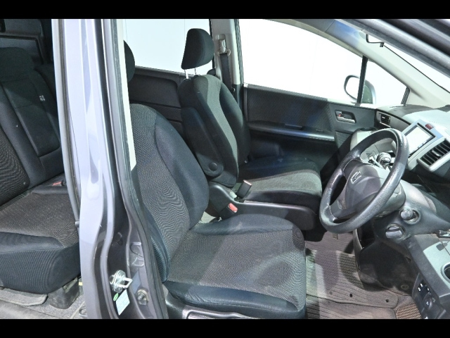 HONDA FREED 2013