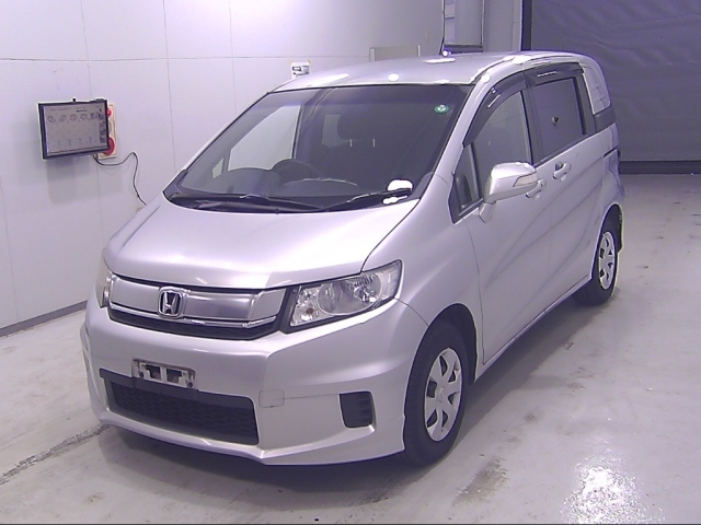 HONDA FREED 2014