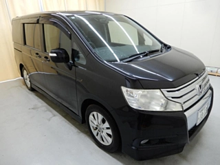 HONDA STEP WAGON 2010