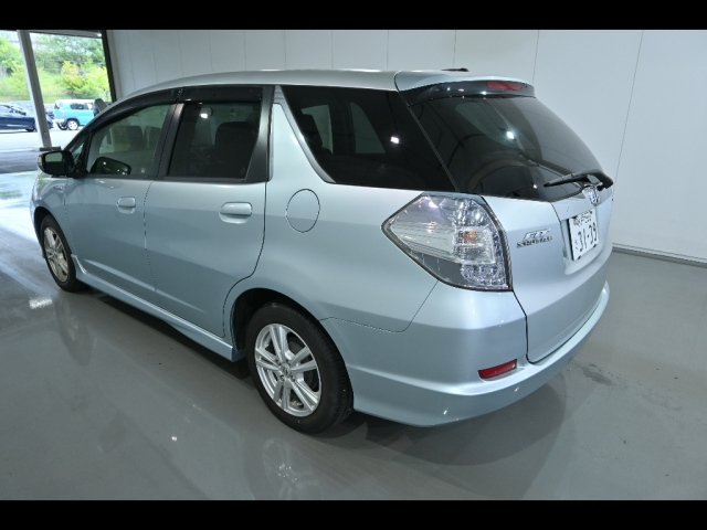 HONDA FIT SHUTTLE 2013