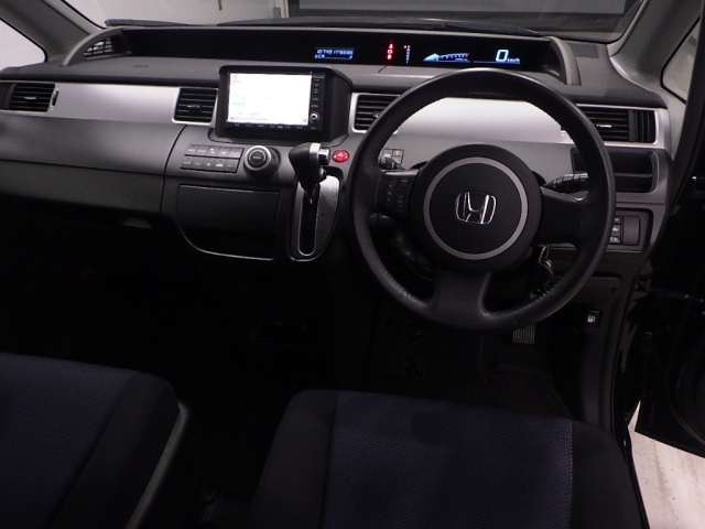 HONDA STEP WAGON 2008