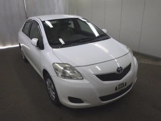 TOYOTA BELTA 2010
