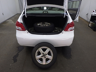 TOYOTA BELTA 2010