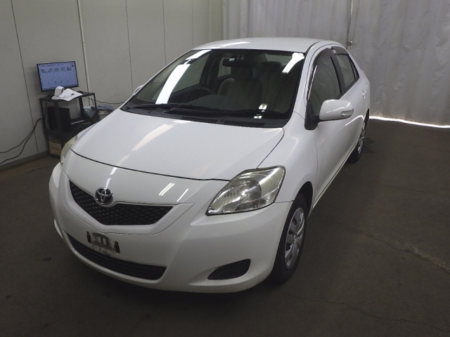 TOYOTA BELTA 2010