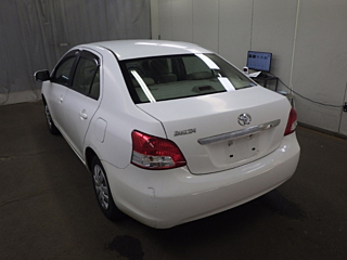 TOYOTA BELTA 2010