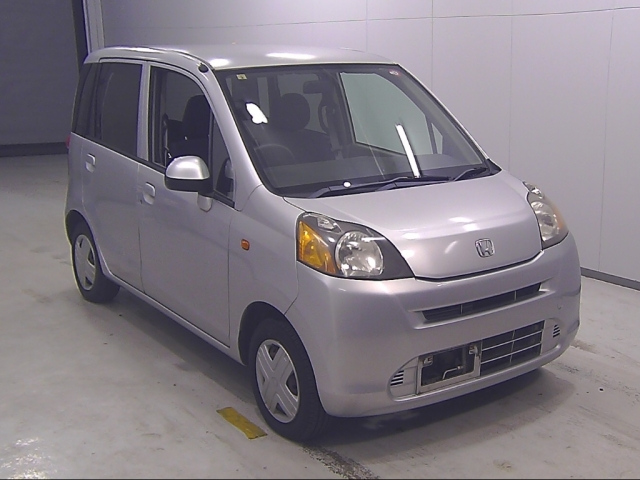 HONDA LIFE 2010
