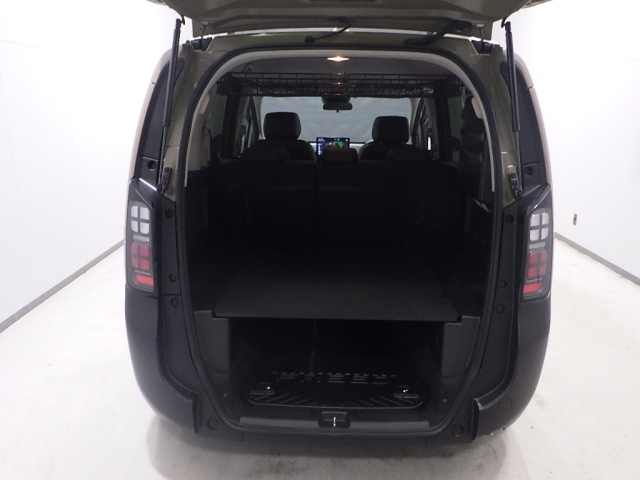 HONDA FREED 2024