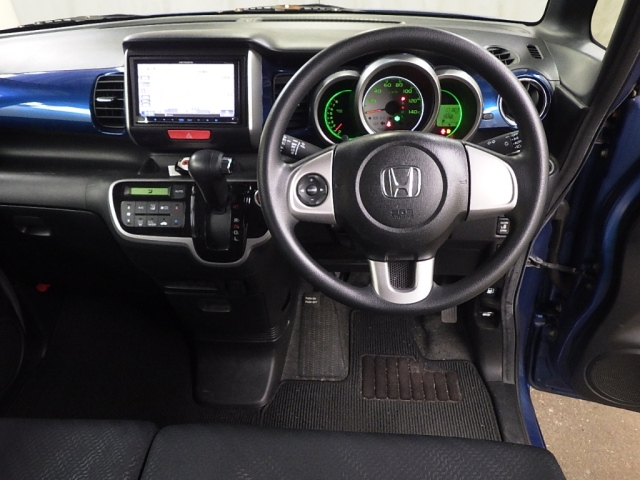 HONDA N BOX PLUS 2013
