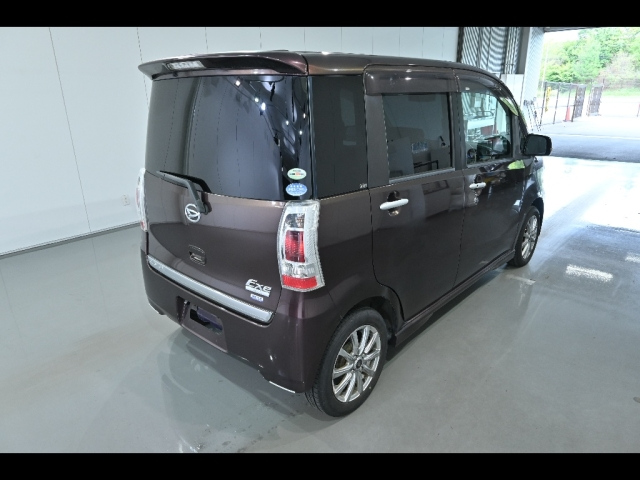 DAIHATSU TANTO EXE 2011