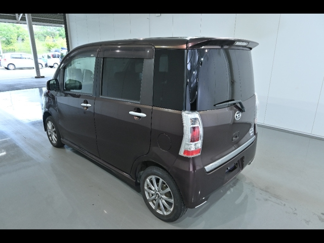 DAIHATSU TANTO EXE 2011