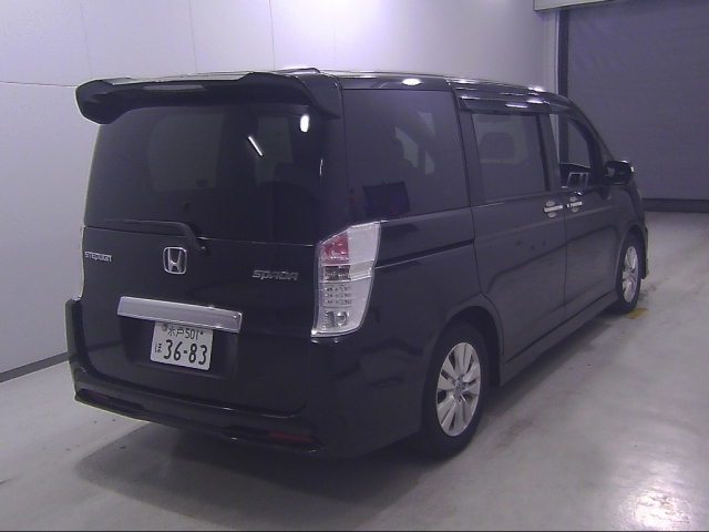 HONDA STEP WAGON 2010