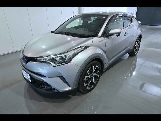 TOYOTA C-HR 2017