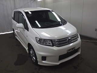 HONDA FREED 2011