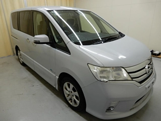 NISSAN SERENA 2012