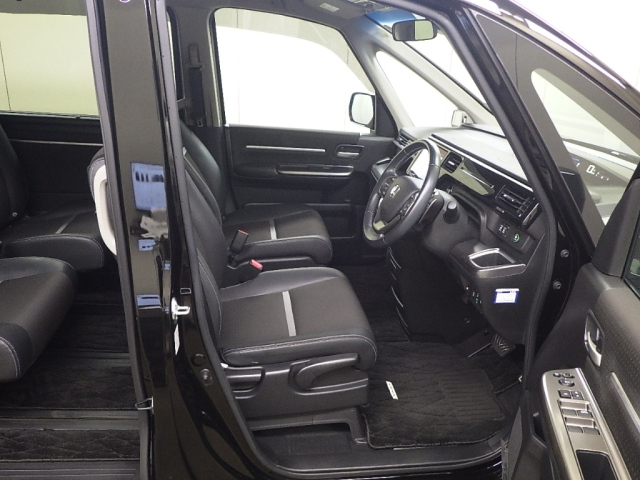 HONDA STEP WAGON 2021