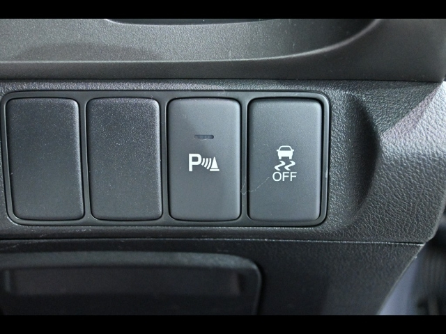 HONDA STREAM 2013