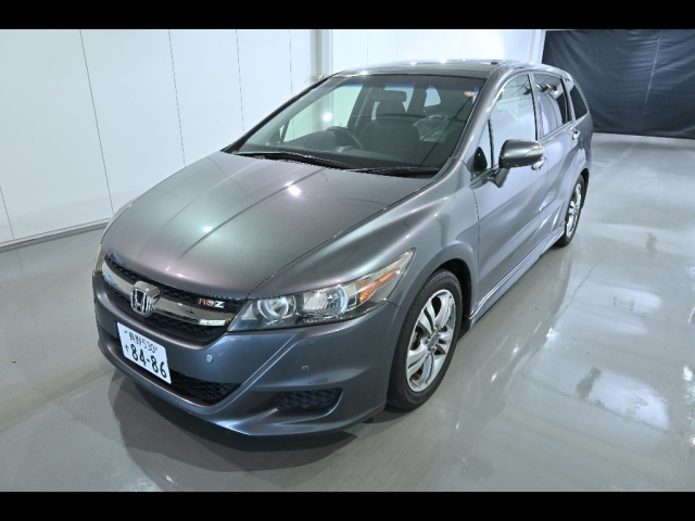 HONDA STREAM 2013