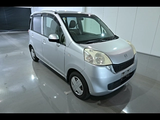 HONDA LIFE 2010