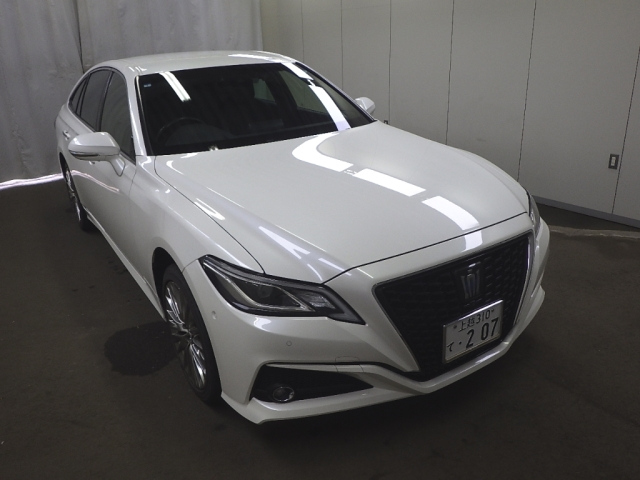 TOYOTA CROWN 2020