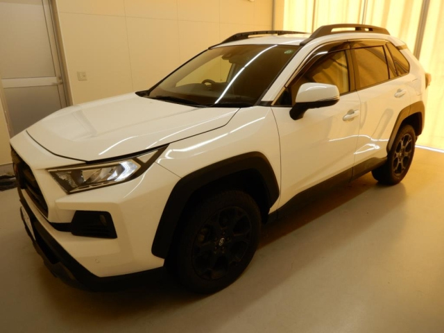 TOYOTA RAV4 2021