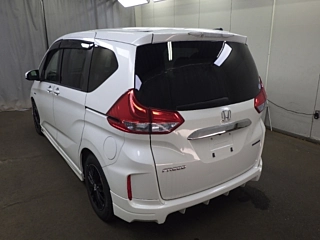 HONDA FREED 2016