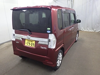 DAIHATSU TANTO 2014