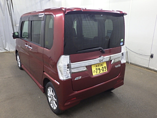 DAIHATSU TANTO 2014